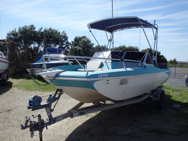 Glastron Trihull Run About: Trailer Boats | Boats Online for Sale 