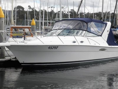 Riviera 3000 Offshore Series 2 with larger 285hp diesels