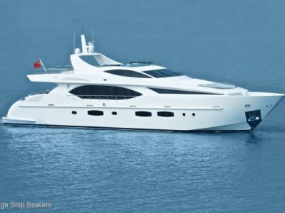 IAG Yachts Electra 100 