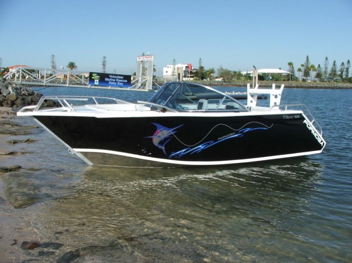 New Formosa Tomahawk Classic 520 Bowrider for Sale Boats