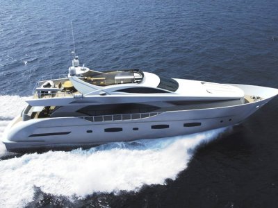 IAG Yachts Electra 100 