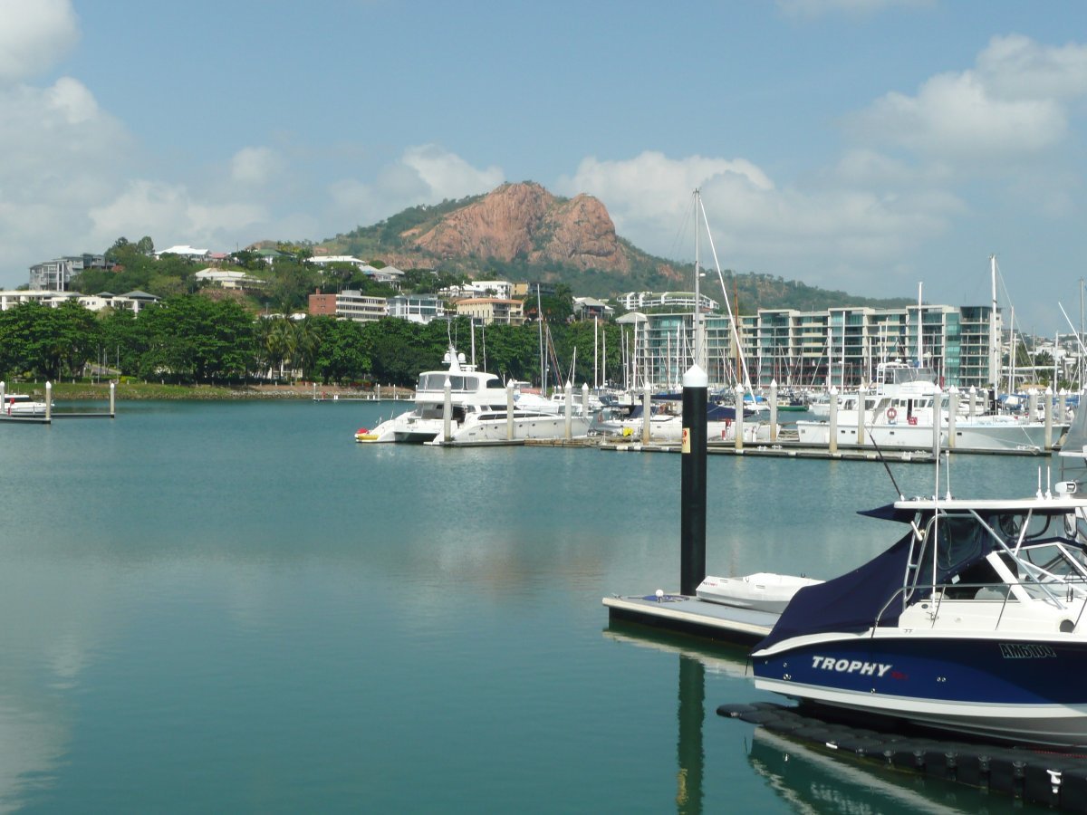 yachthub townsville qld