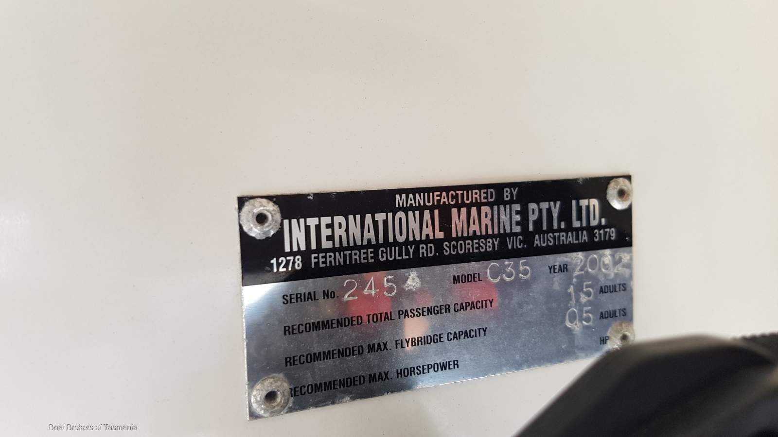 Waste Knot Caribbean 35 Flybridge Cruiser with a generator and bowthruster Boat Brokers of Tasmania