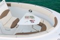 Robalo R222 centre console offshore fishing boat