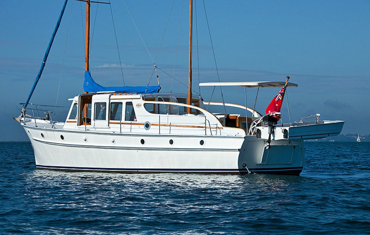 Jack Clark Planked Bay Cruiser: Power Boats | Boats Online ...