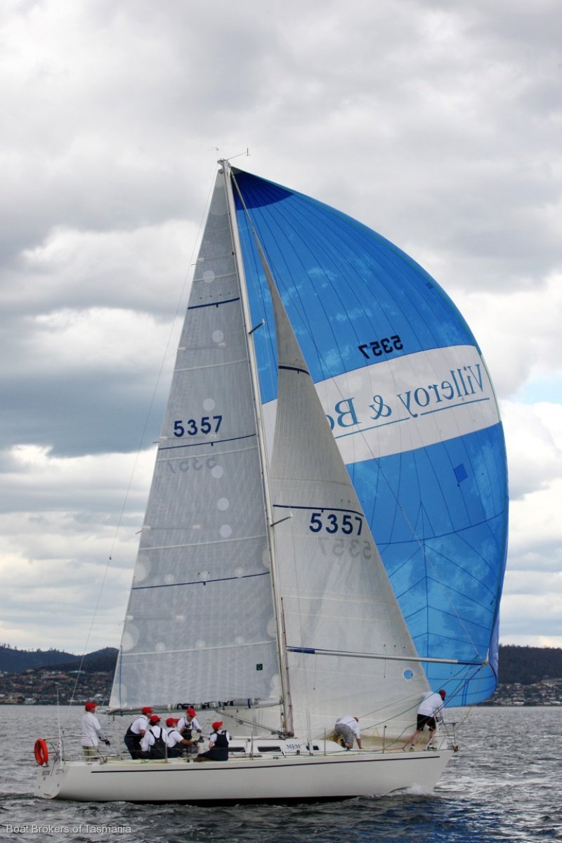 j35 sailboat price