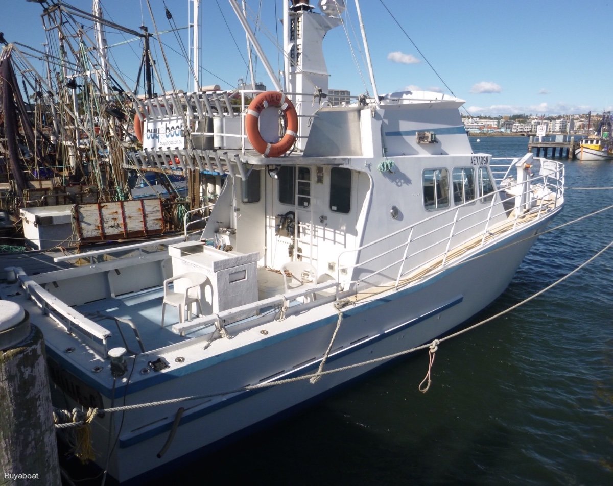 aluminum fishing yacht