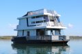 Matthews Houseboat 43