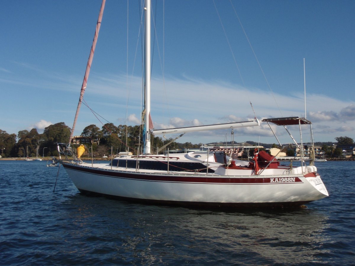 Compass Yachts 30 .