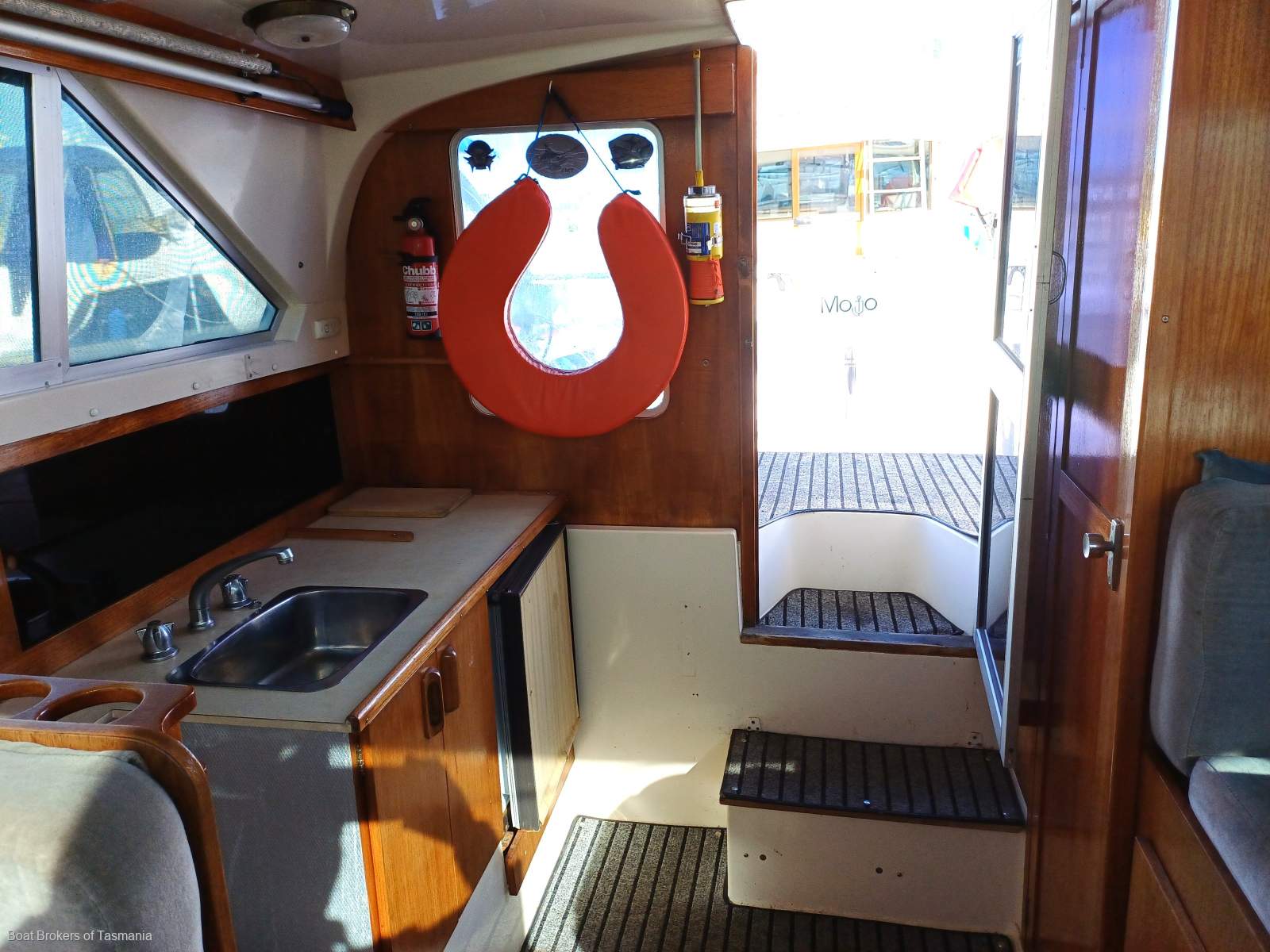 Kerry Girl Bertram 28 Flybridge Twin diesel shaft drive Sportsfisherman Boat Brokers of Tasmania