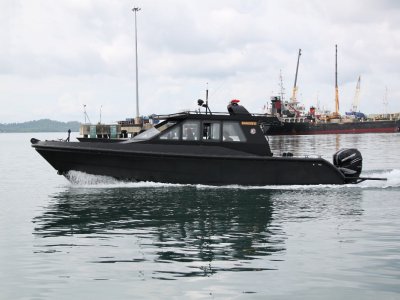 Saltwater Commercial Boats 11.5 Interceptor Patrol