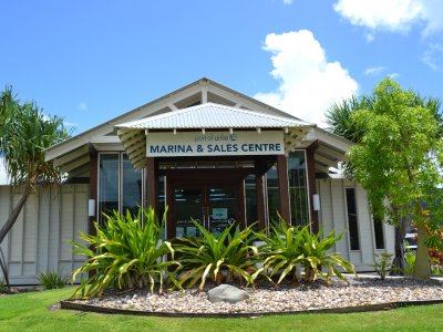 PORT OF AIRLIE F32 MARINA BERTH 24M