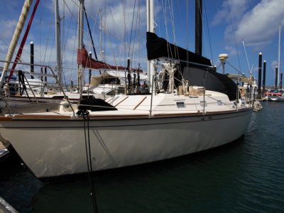 Whitsunday 43 For Sale Peter Hansen Yacht Brokers