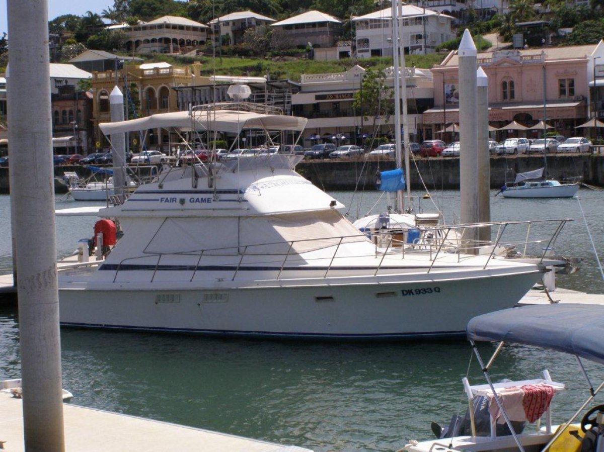 Mustang 38 Flybridge - Yachts for Sale @ Townsville 