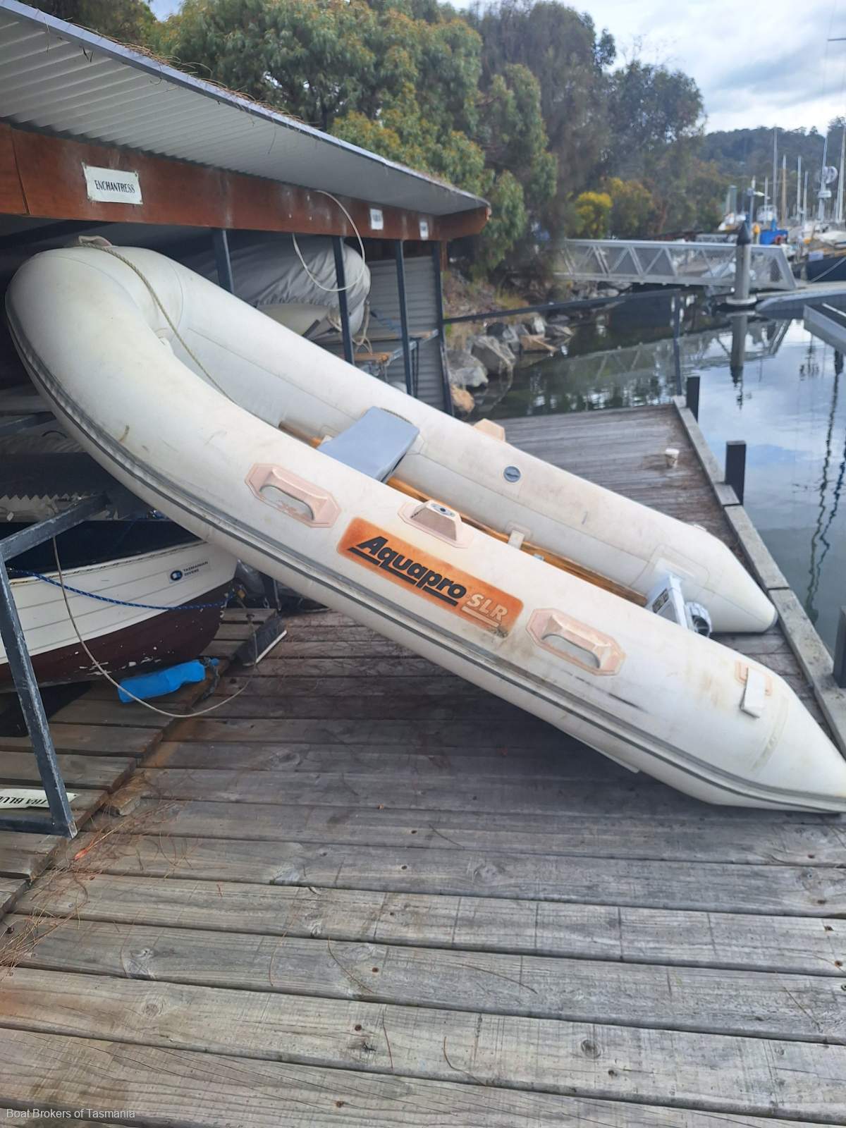 Enchantress Riviera 34 Flybridge Cruiser Shaft drive diesels, bowthruster and a lot more. Boat Brokers of Tasmania