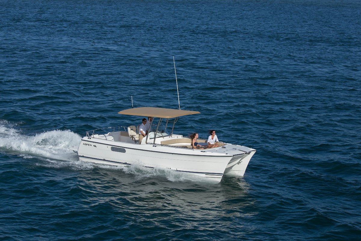 New Aspen Power Catamaran L90xl for Sale | Boats For Sale 