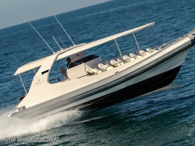 Elite 11.4m Jet Boat
