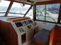 Mariner 3400 Twin Volvo shaft drive diesels. Well presented.