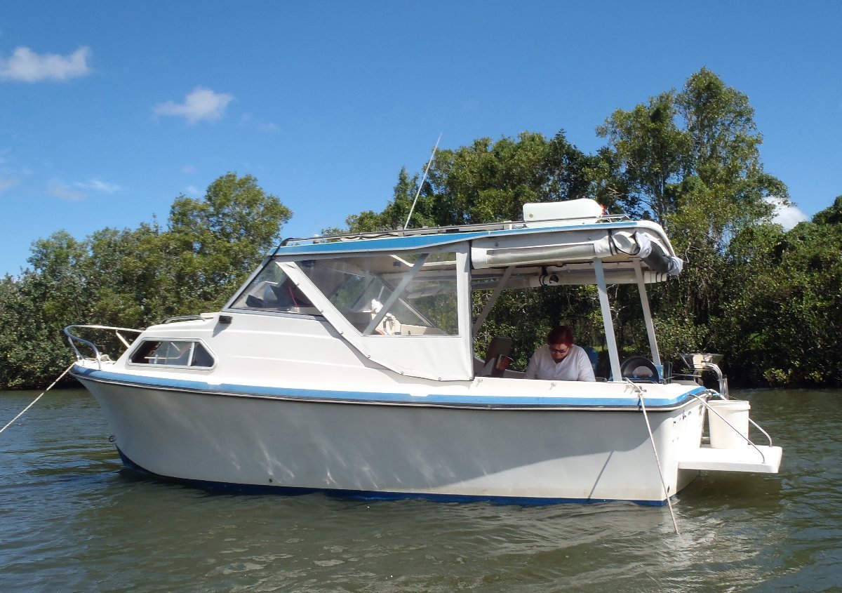 cruise craft outsider 580 for sale