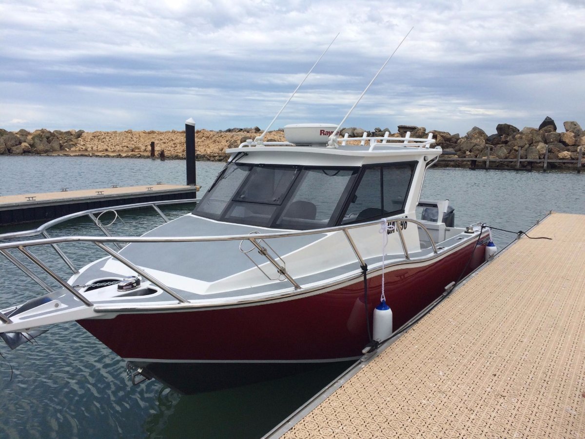 Used Razerline 7.2 Olympian Hard Top for Sale | Boats For ...