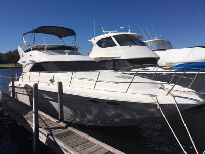 Sea Ray 400 Sedan Bridge **No expense spared on this thoroughbred** 