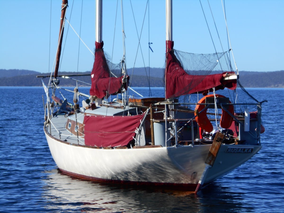 ketch rigged sailboat