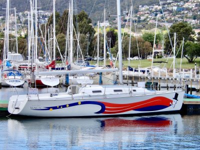 Murray Burns & Dovell Bashford Howison Sydney 36 HUGE PRICE REDUCTION, EXCELLENT VALUE FOR MONEY!