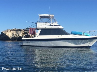 Riviera 34 Flybridge Cruiser **Re powered 2016 Diesels and dry stacked** 