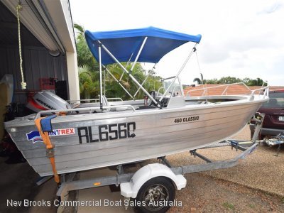 Quintrex 460 Classic Side Console 