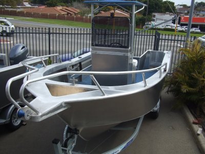 Coraline 580 Series Centre Console Plate Alloy Display Model