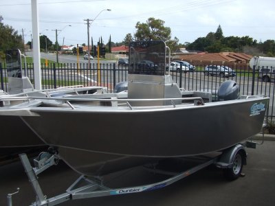 Coraline 550 Series Centre Console Plate Alloy Display Model