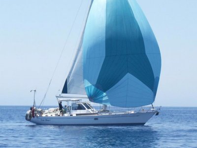 Passport Royal Centre Cockpit Cruising Yacht