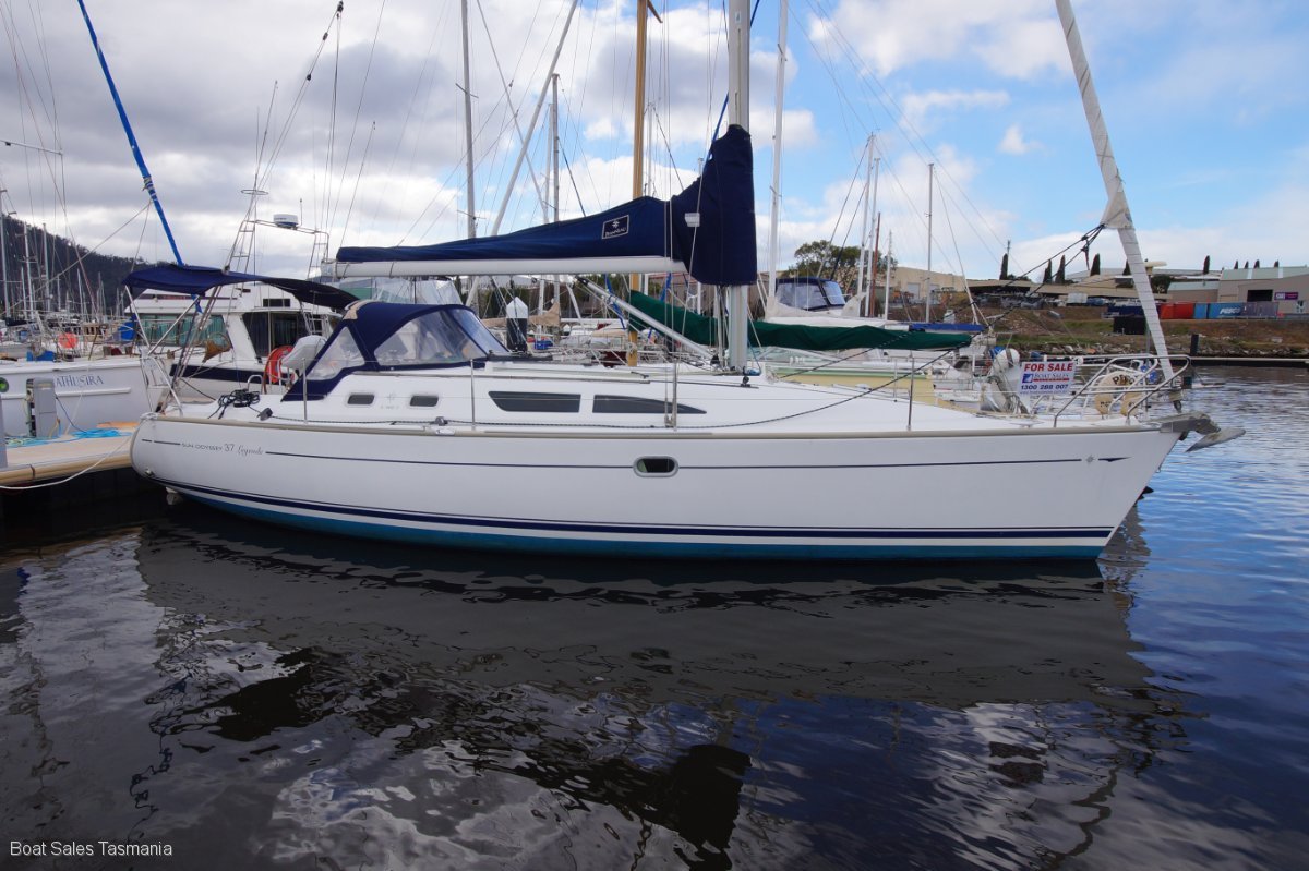 Jeanneau Sun Odyssey 37 Legende Passion Sail Monohulls Boat