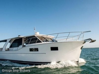 North Harbour Motor Yachts Sedan 45