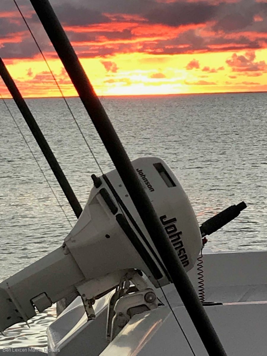 Used Calibre 2007 Ultimate Offshore Fishing Boat Loa 10 3
