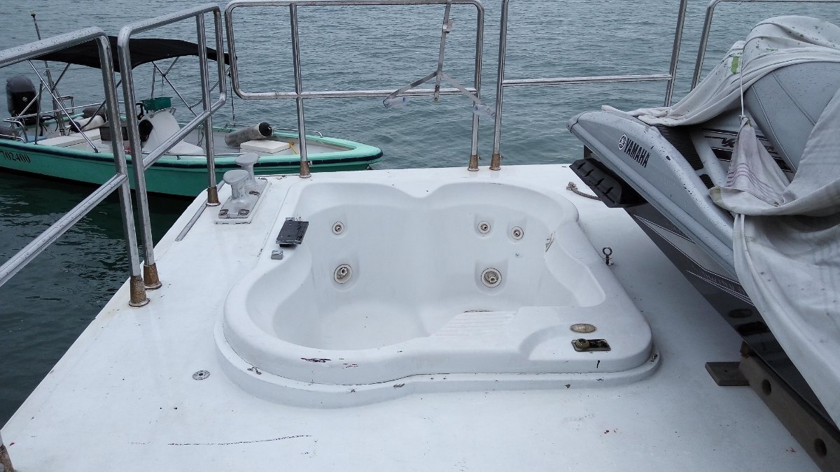 Used Cheoy Lee 108 Power Cat For Sale Boats For Sale Yachthub