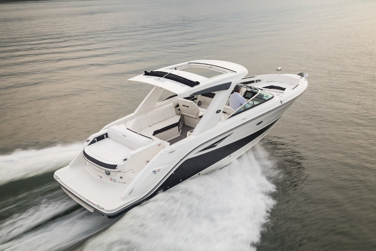New Sea Ray 310 SLX Bowrider