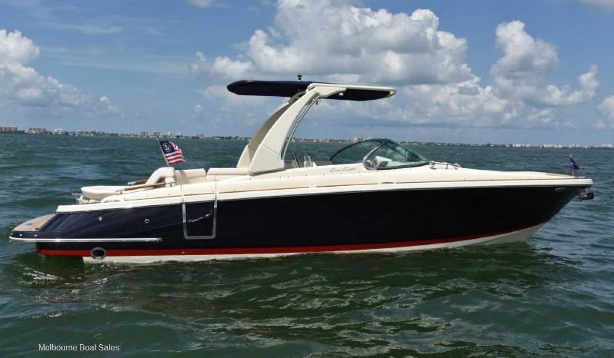 Chris Craft Launch 28GT - V8 STERNDRIVE OR TWIN OUTBOARDS