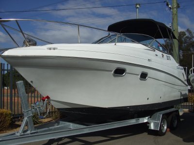 Four Winns Vista 248 Over night Cruiser