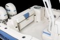 New Robalo R272 CC