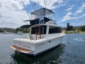Riviera 32 Flybridge