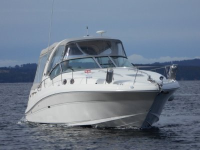 Sea Ray 375 Sundancer HUGE LIST OF OPTIONS SUPERB PRESENTATION LOW HOURS