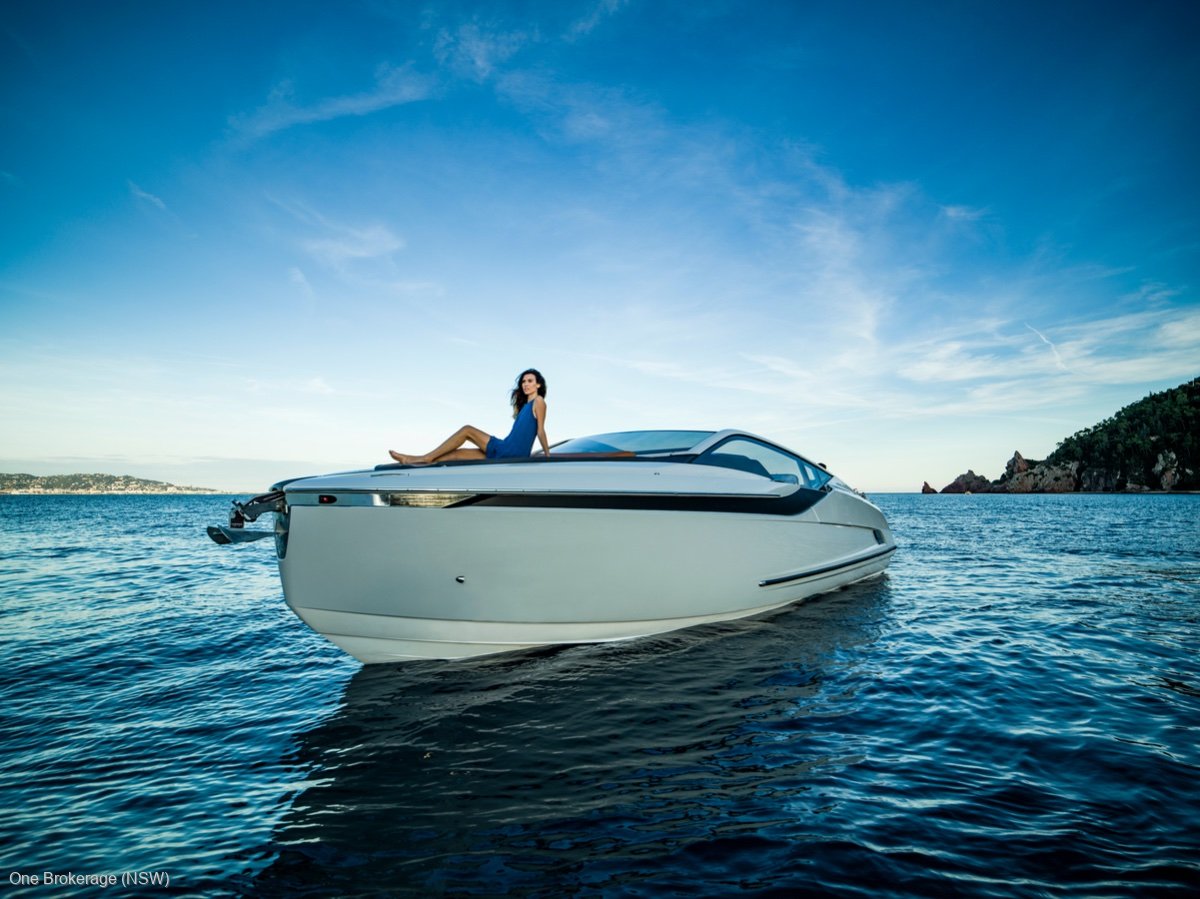 New Fairline F-Line 33