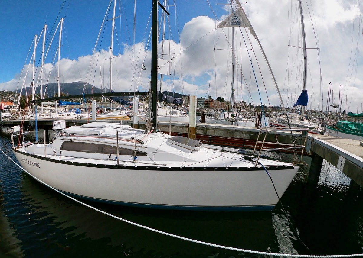used sonata yacht for sale