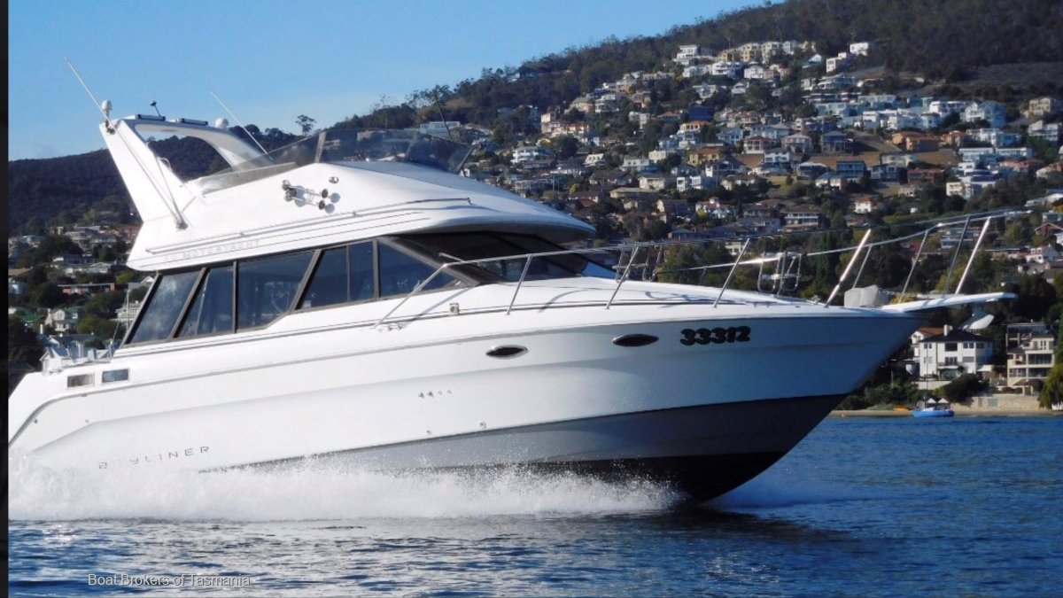 bayliner 3058 motoryacht