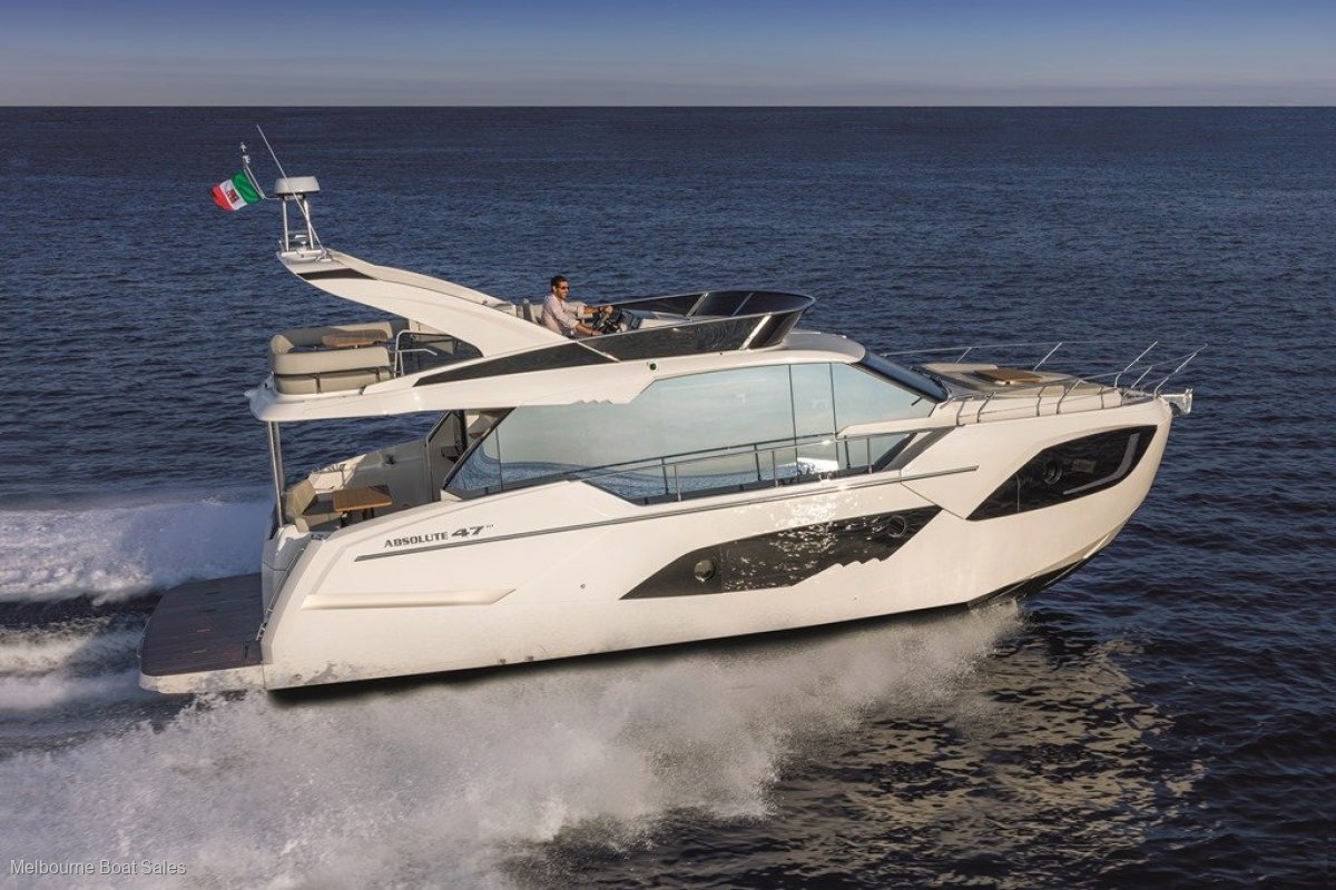 Absolute 47 Fly - 3 SPACIOUS CABINS