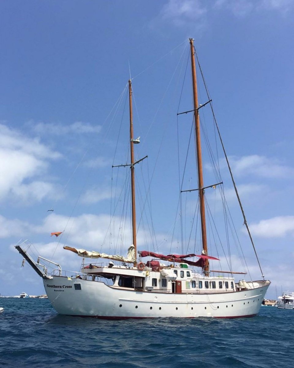 33m Classic Sailing Yacht