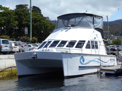 Jarkan 10.8m POWER CATAMARAN - VERY WELL EQUIPPED