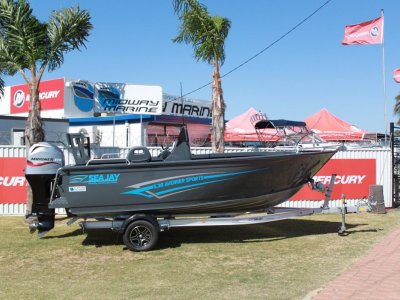 Sea Jay 5.38 Avenger Sports centre console