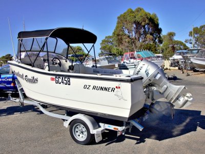 Oz Runner 450 Runabout